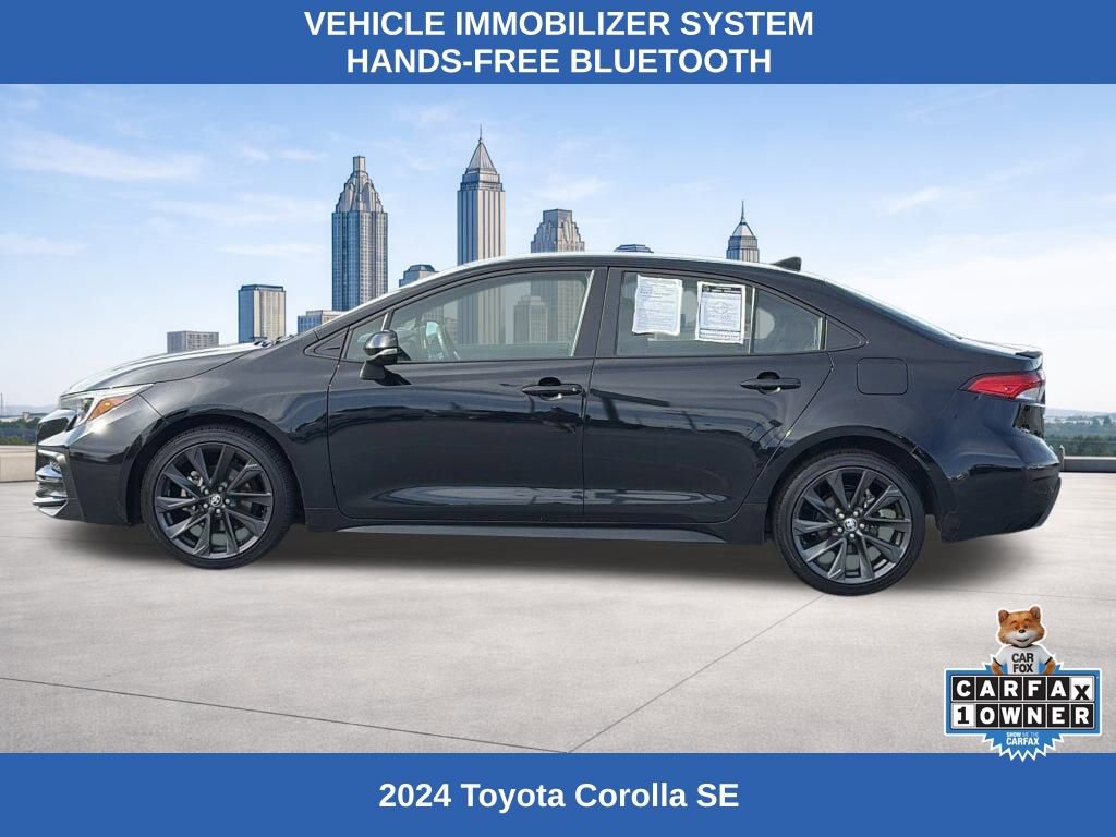 Used 2024 Toyota Corolla SE image 2