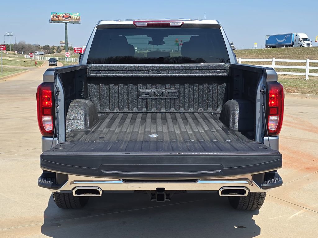 New 2026 GMC Sierra 1500 SLE image 12