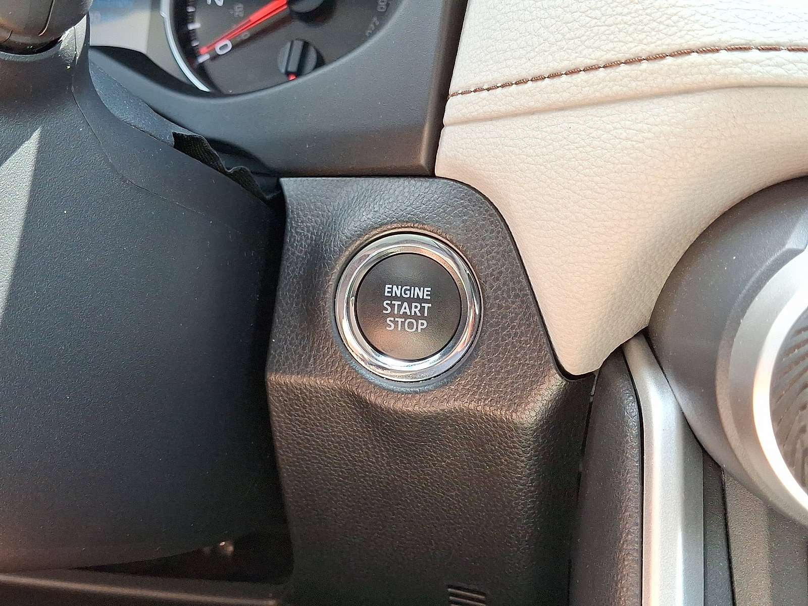 Certified 2021 Toyota RAV4 XLE Premium image 26