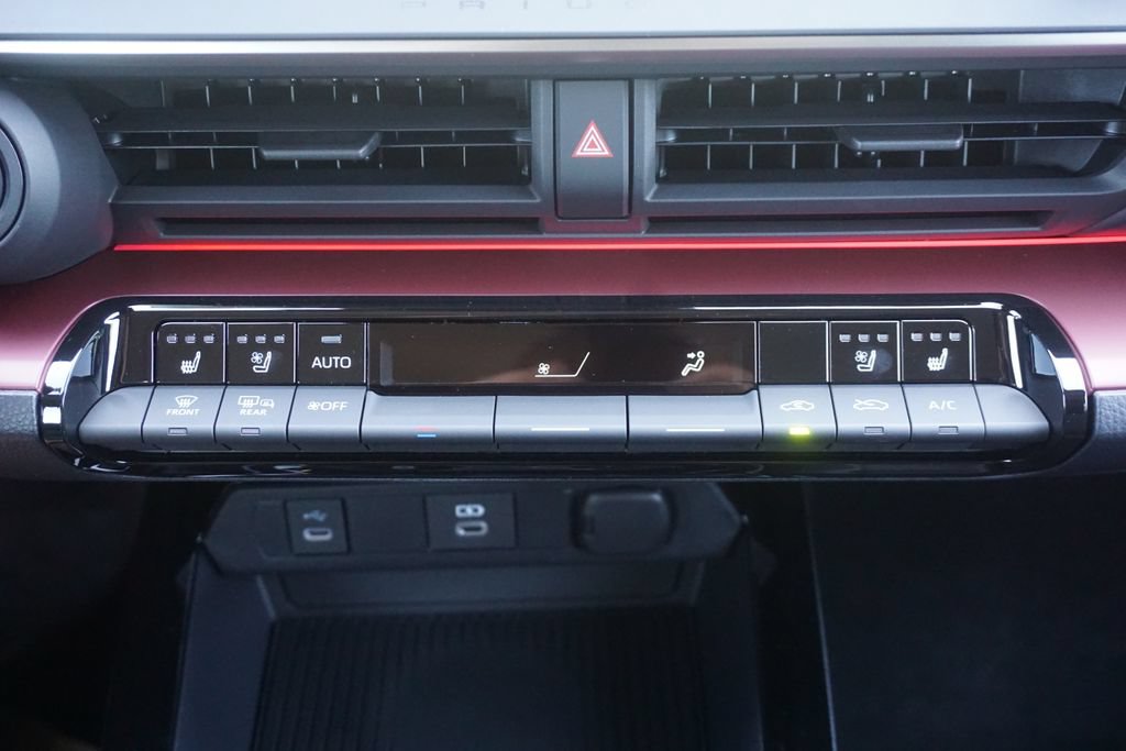 New 2026 Toyota Prius Plug-In Hybrid FWD image 15