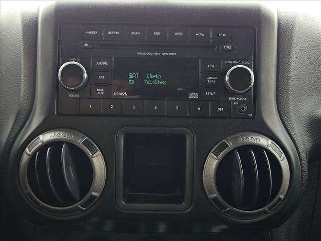 Used 2015 Jeep Wrangler Sport AWD/4WD image 12