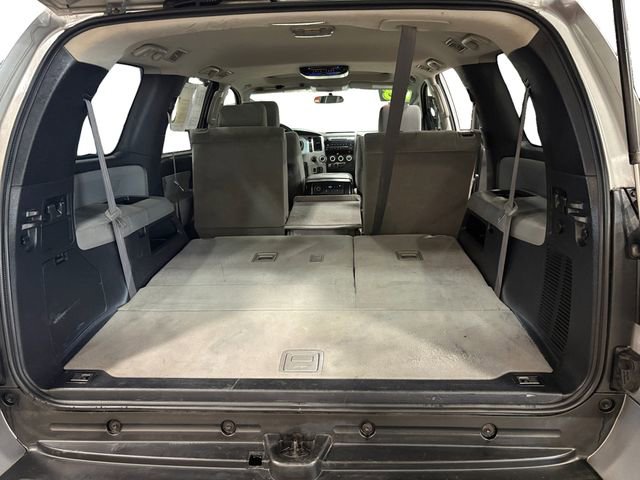 Used 2008 Toyota Sequoia SR5 AWD/4WD image 12