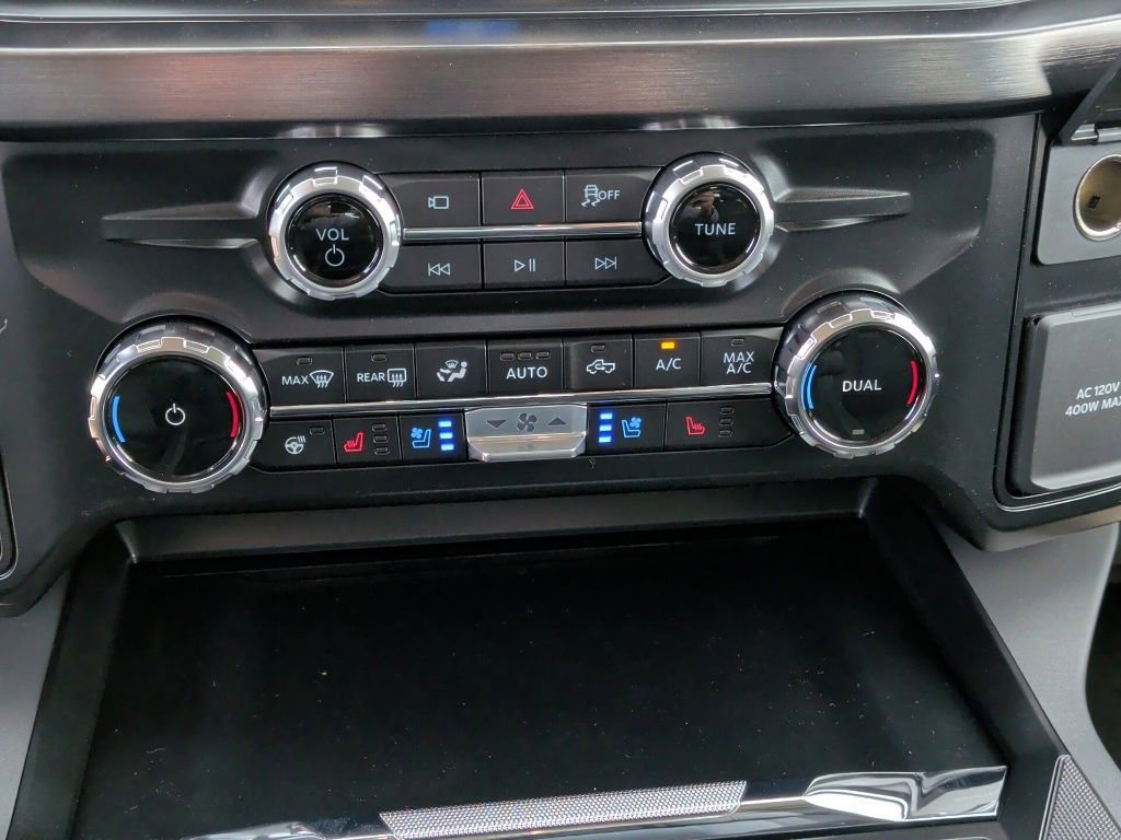 New 2026 Ford F250 Lariat w/ Chrome Package image 30