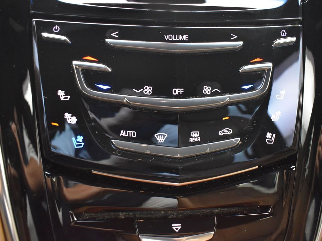 Used 2017 Cadillac Escalade Platinum image 21