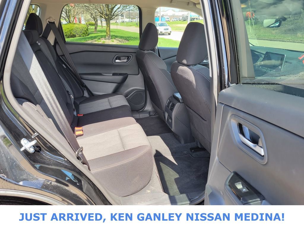 Certified 2026 Nissan Rogue SV AWD/4WD image 18