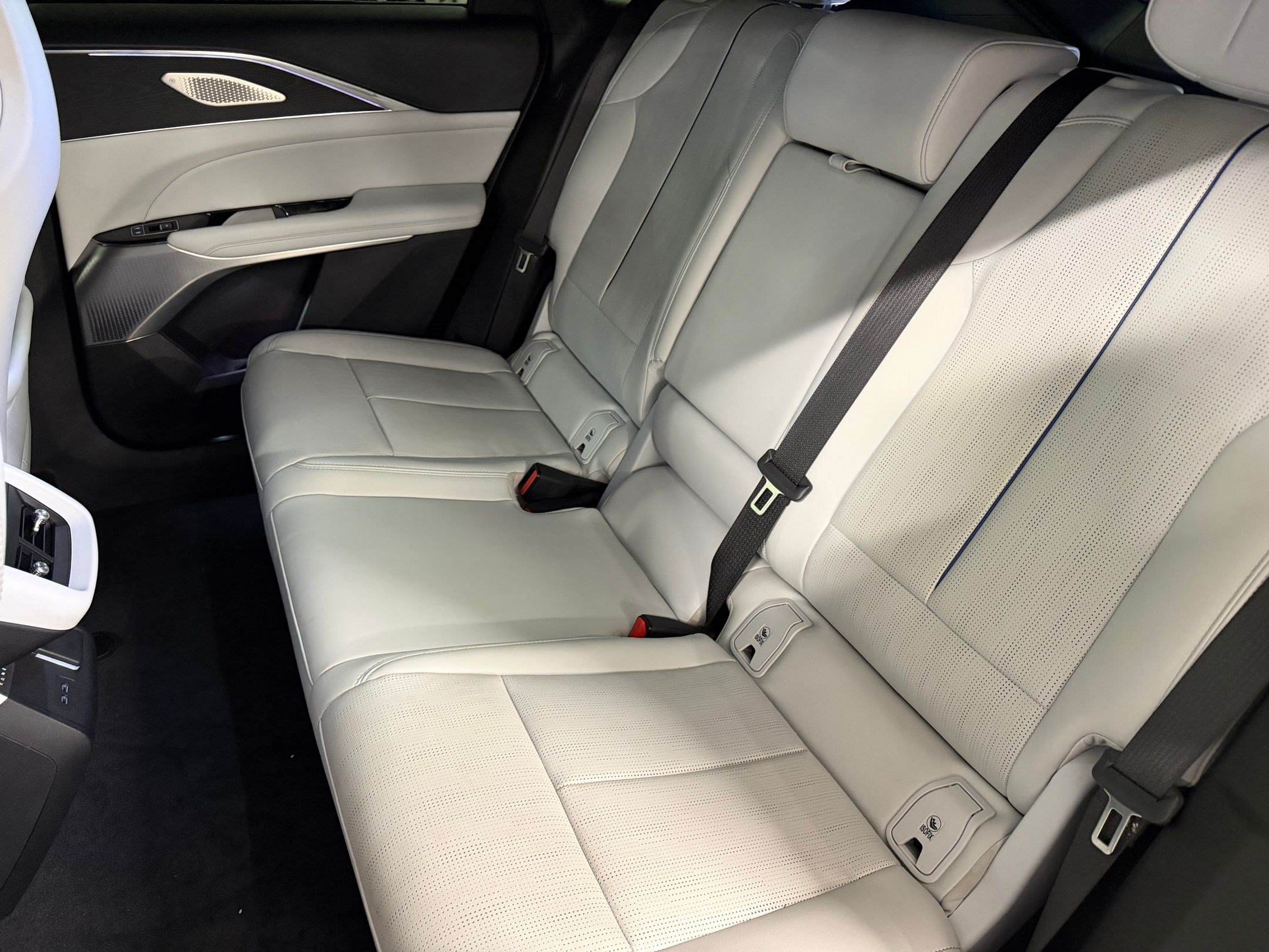 Certified 2024 Cadillac Lyriq Sport RWD image 25