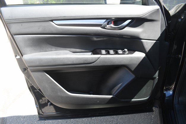 Used 2025 MAZDA CX-5 AWD 2.5 S w/ Preferred Package image 13