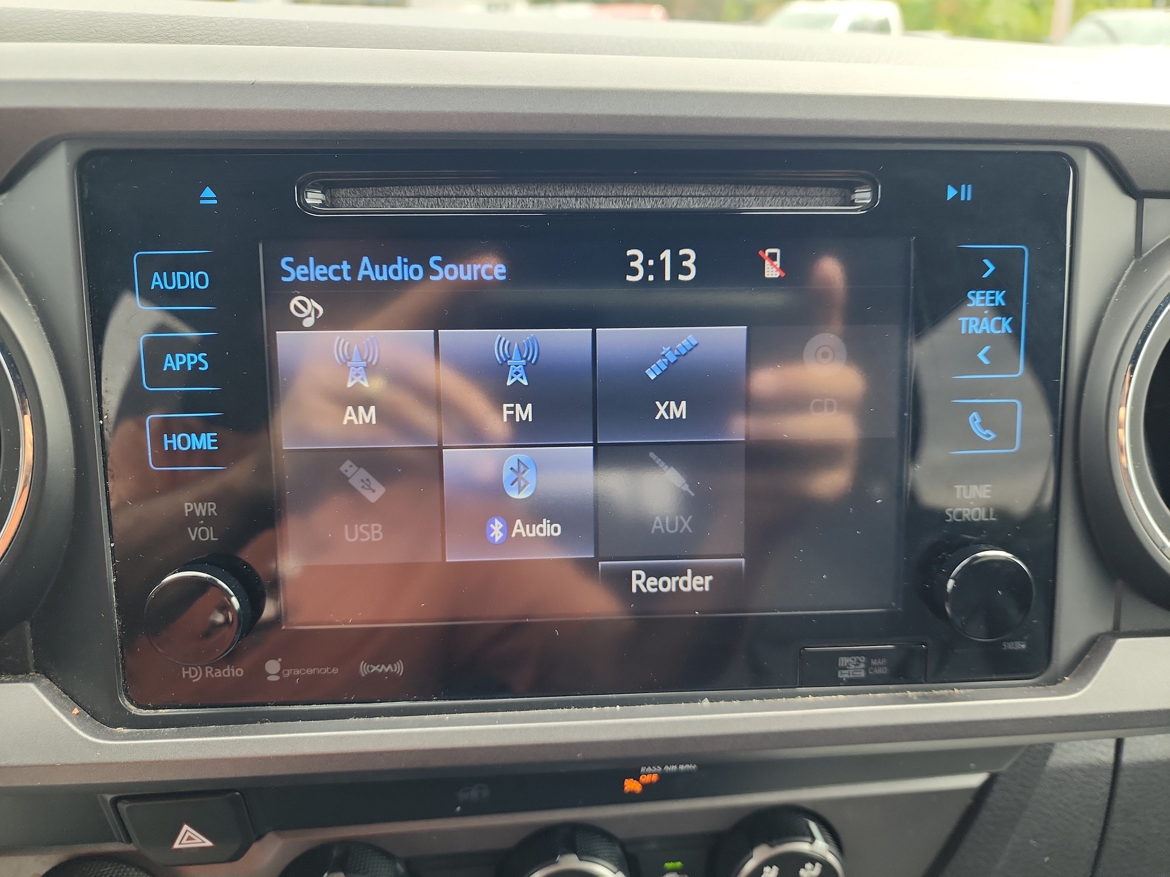 Used 2019 Toyota Tacoma TRD Off-Road AWD/4WD image 15