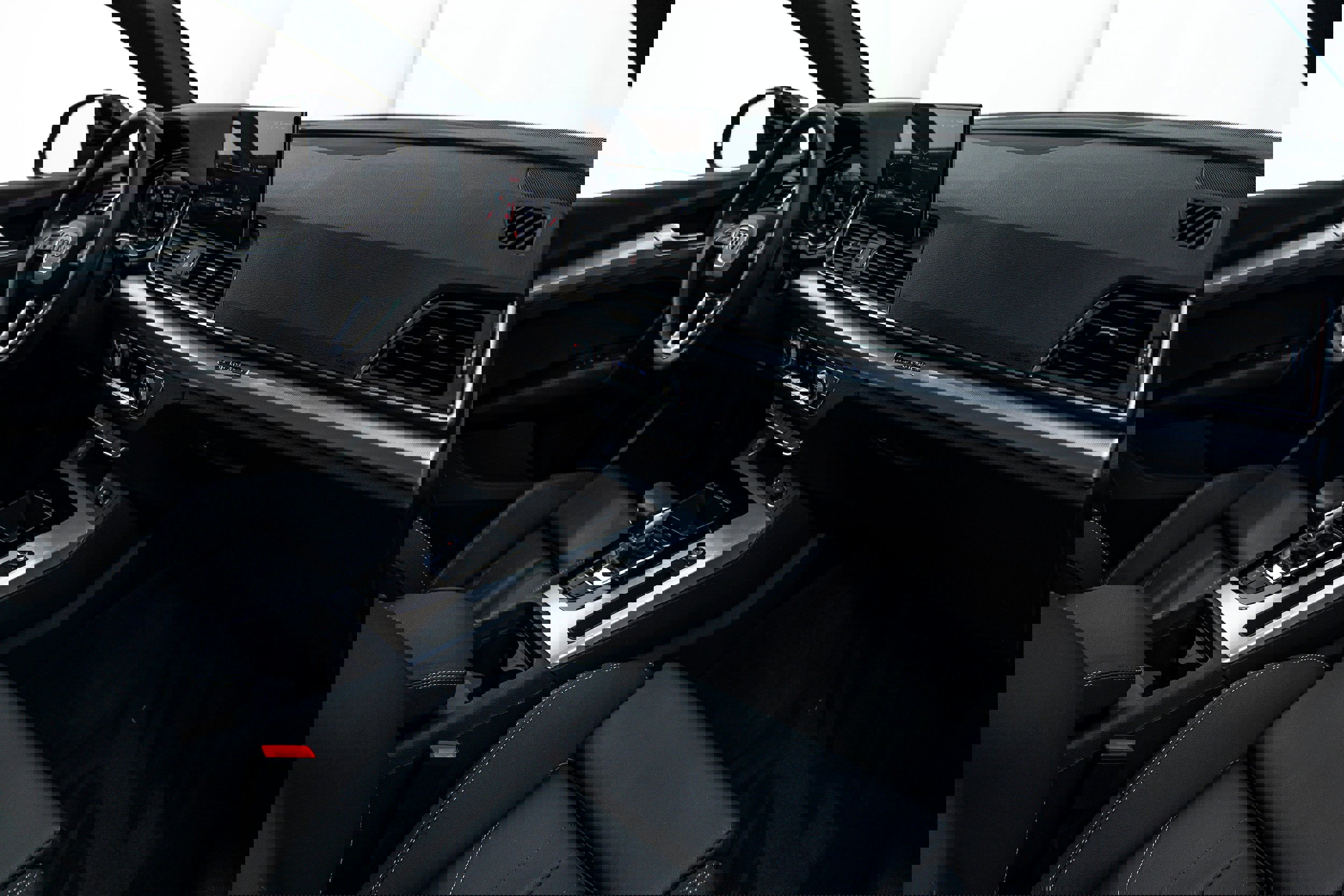 Certified 2025 Audi Q5 2.0T Premium w/ Convenience Plus Package image 8