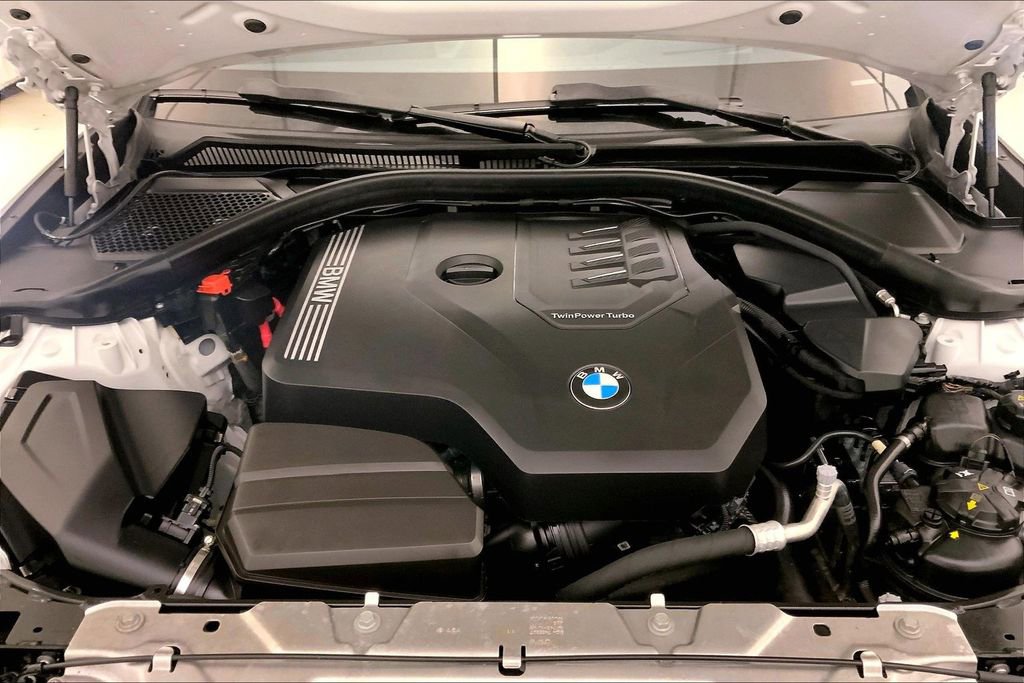Certified 2023 BMW 330i xDrive Sedan w/ Premium Package AWD/4WD image 9
