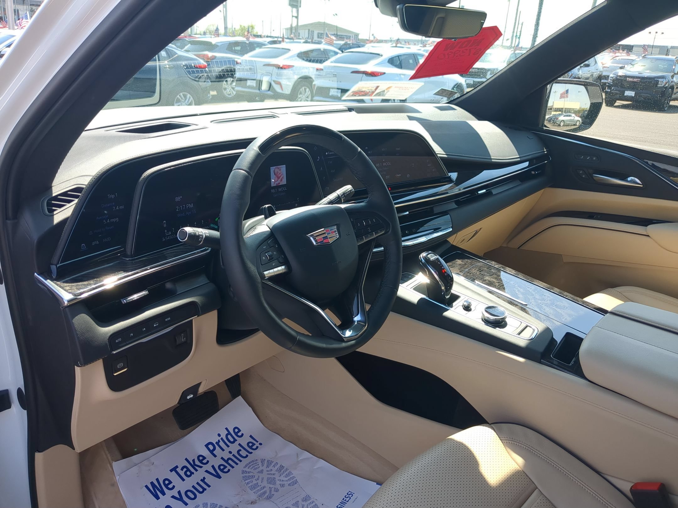 Certified 2023 Cadillac Escalade ESV Premium Luxury w/ LPO, Radiant Package AWD/4WD image 9