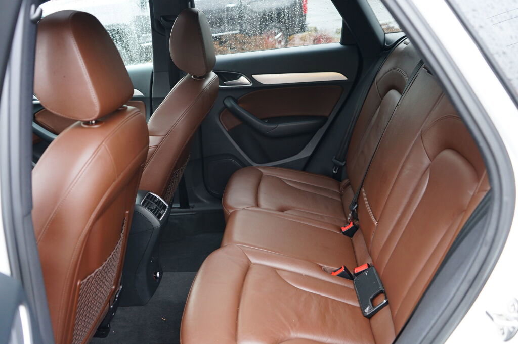 Used 2018 Audi Q3 2.0T Premium Plus w/ Premium Plus Package image 14