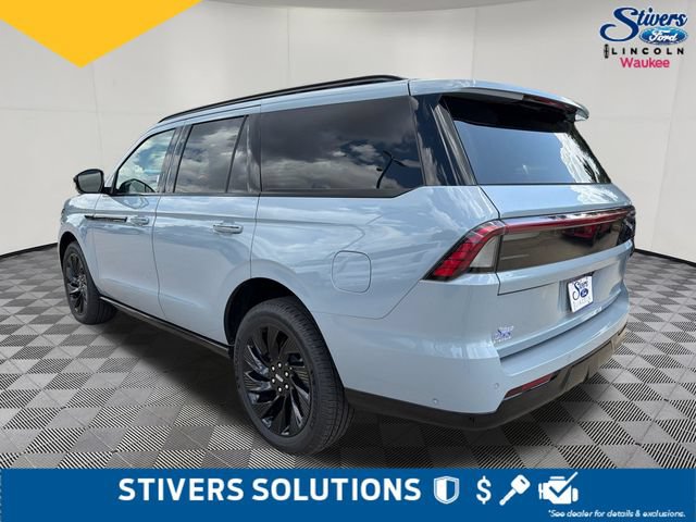 Used 2025 Lincoln Navigator Reserve w/ Jet Appearance Package AWD/4WD image 11