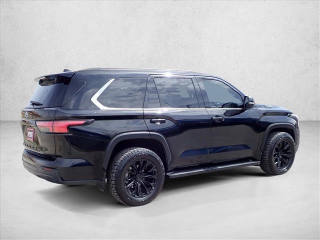 Used 2023 Toyota Sequoia SR5 w/ SR5 Premium Package image 4