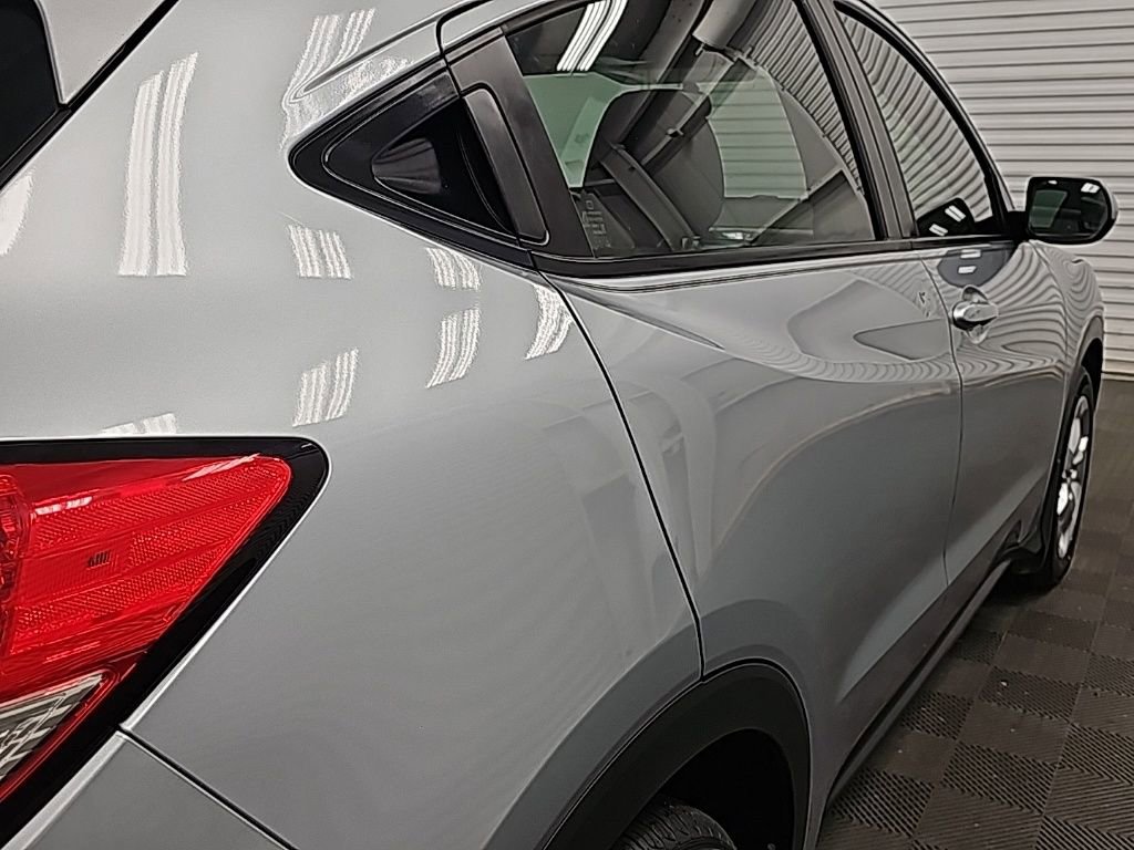 Used 2020 Honda HR-V LX image 10