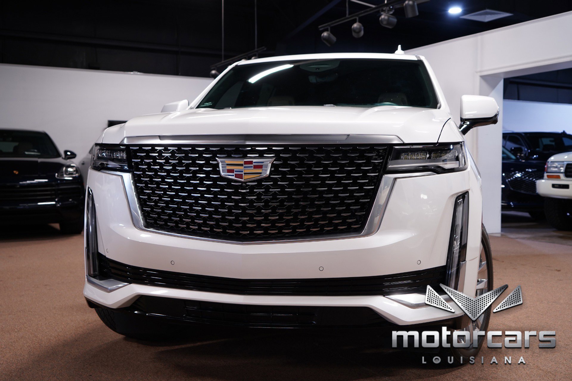Used 2022 Cadillac Escalade ESV Premium Luxury image 1