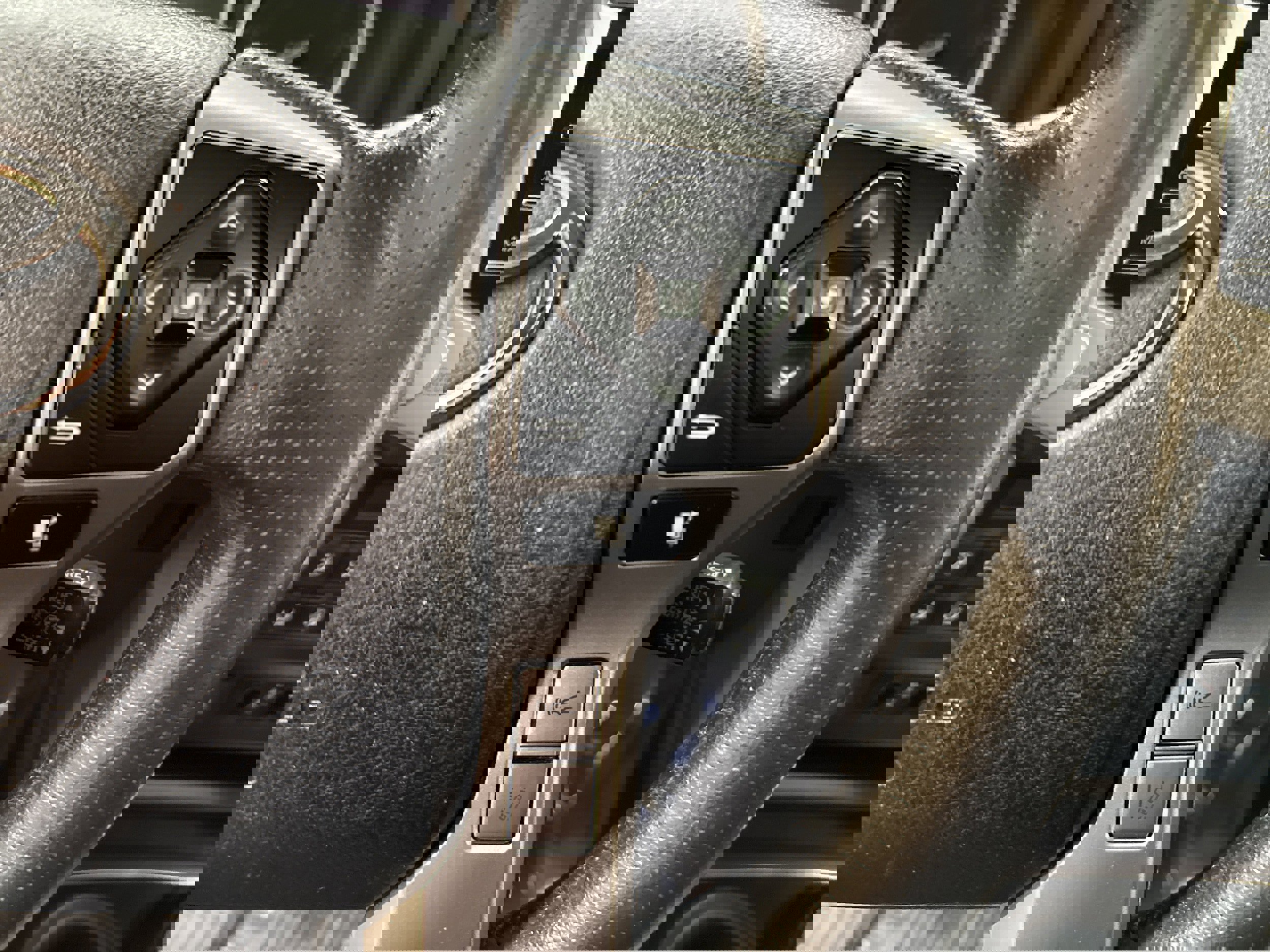 Used 2022 Toyota 4Runner Limited image 32