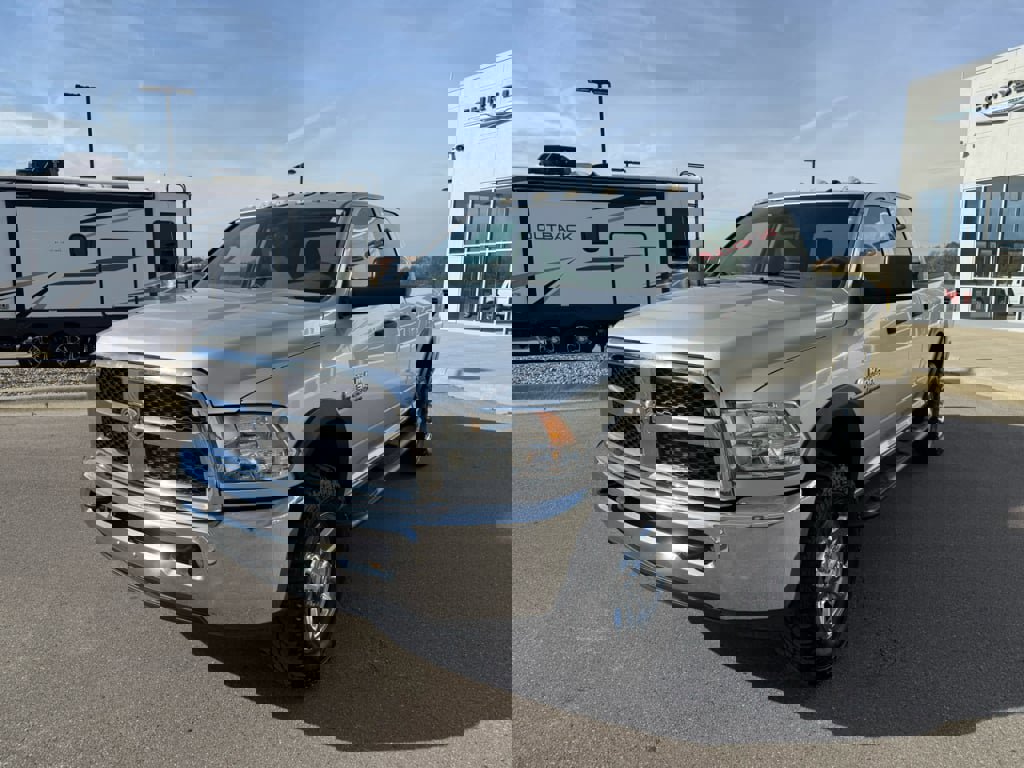 Used 2017 RAM 3500 Tradesman w/ Chrome Appearance Group image 7