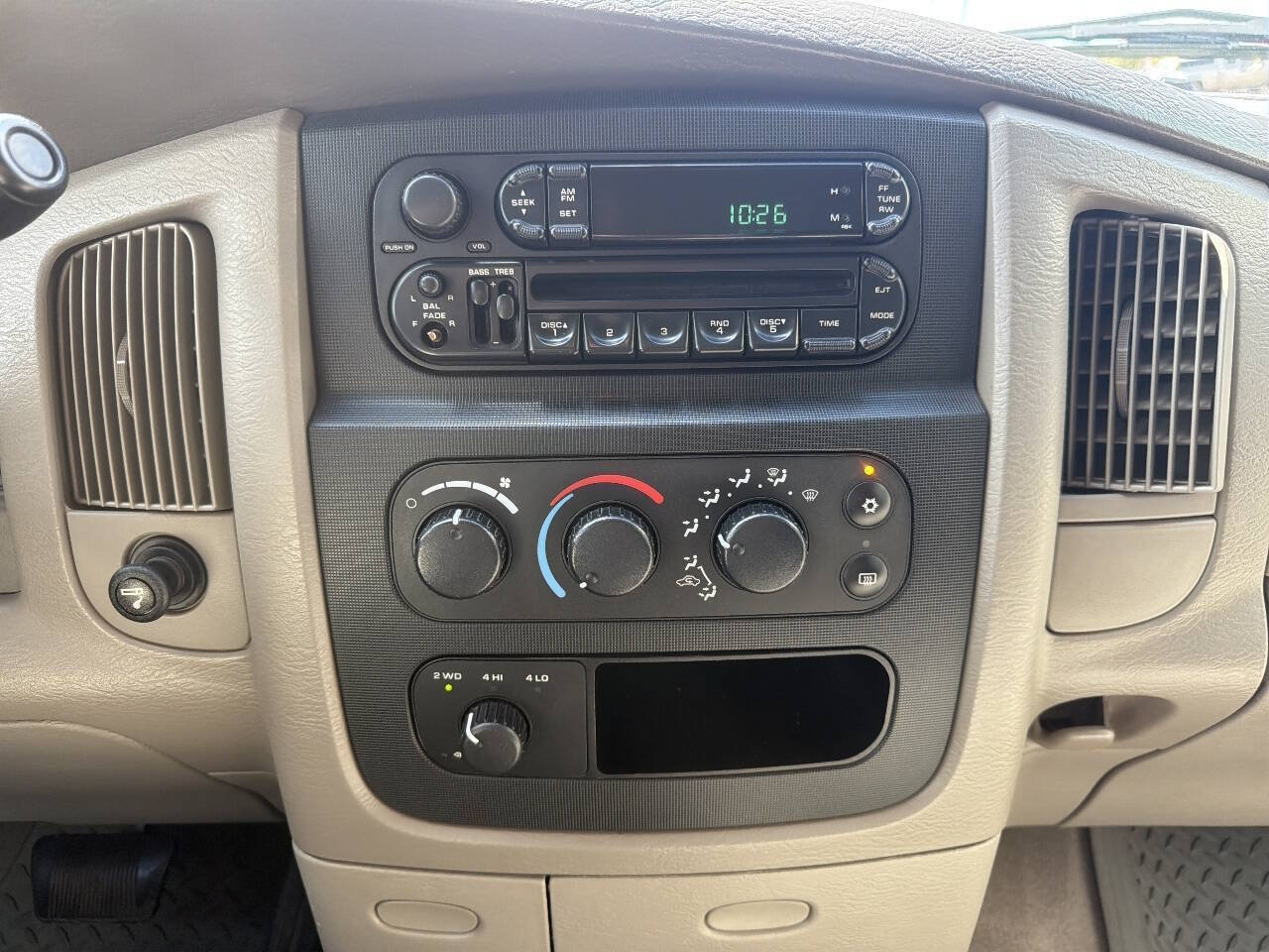 Used 2004 Dodge Ram 3500 Truck SLT w/ Sport Appearance Group AWD/4WD image 33
