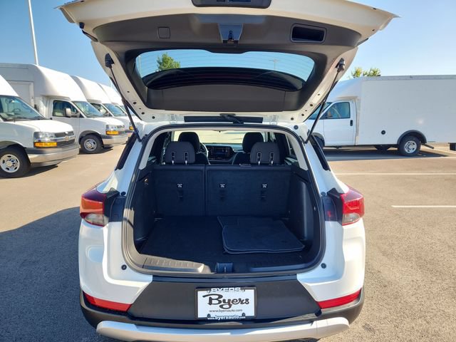 Used 2025 Chevrolet TrailBlazer LT AWD/4WD image 30