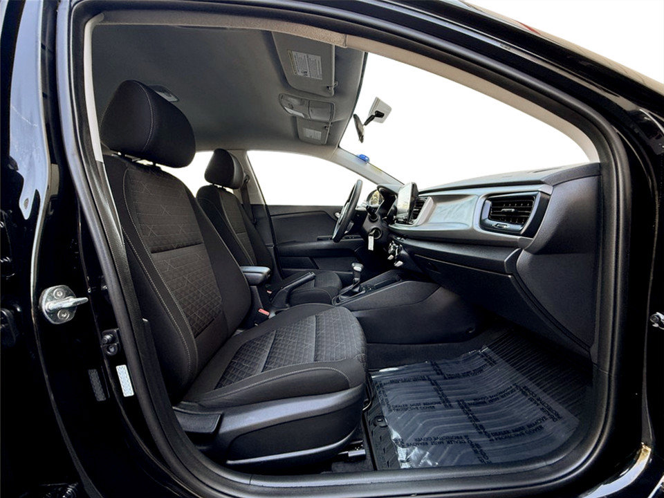 Used 2021 Kia Rio S image 12