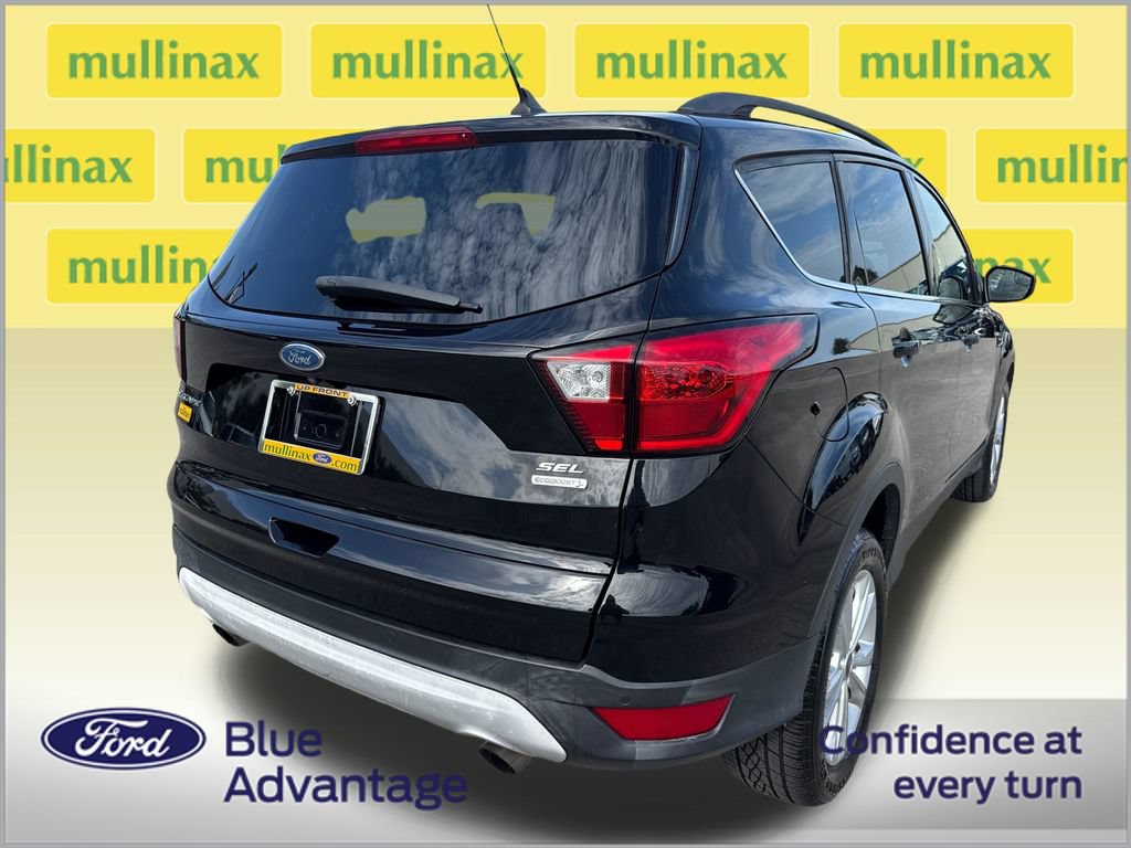 Used 2019 Ford Escape SEL FWD image 4