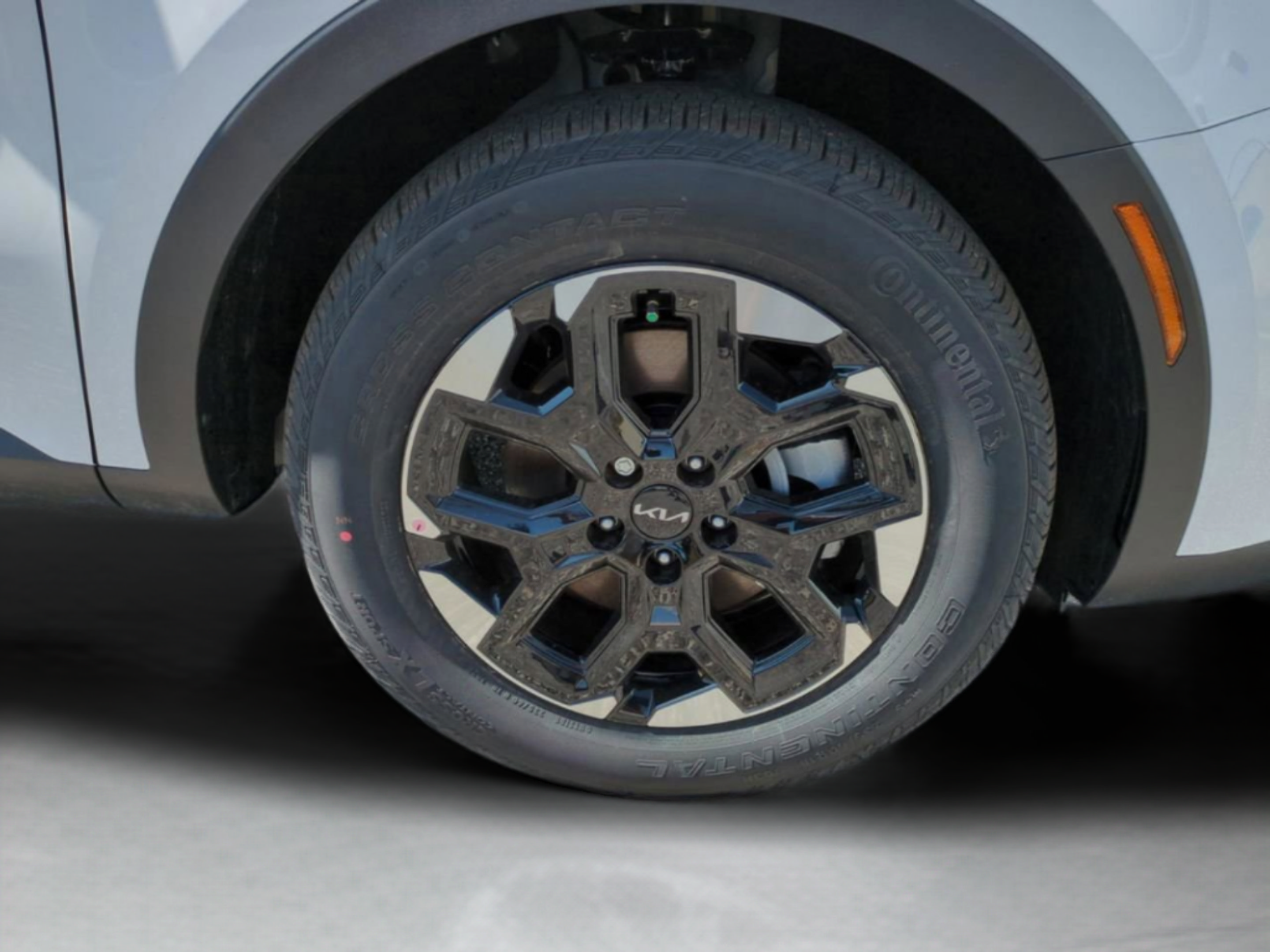 New 2026 Kia Sorento S w/ S Panoramic Sunroof Package FWD image 11