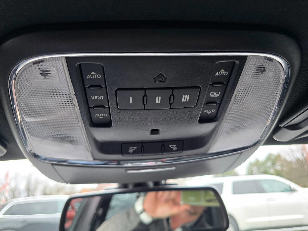 Used 2016 Chrysler 300 S w/ 300S Premium Group image 19