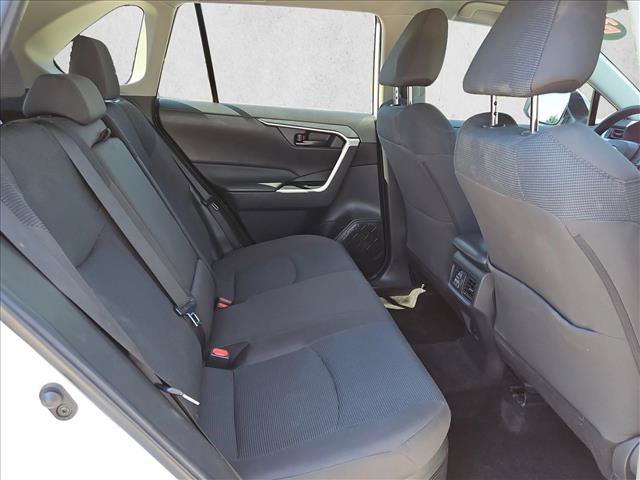 Used 2023 Toyota RAV4 LE AWD/4WD image 19