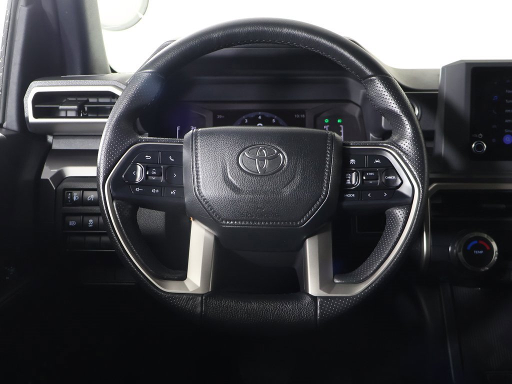 Used 2025 Toyota 4Runner SR5 image 33