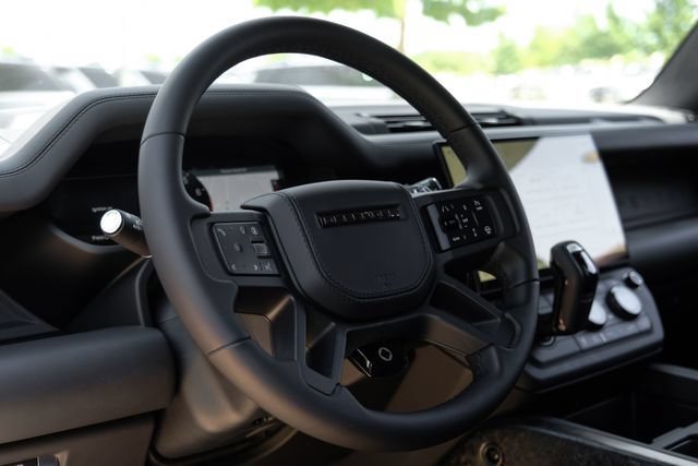 New 2026 Land Rover Defender 110 OCTA AWD/4WD image 18