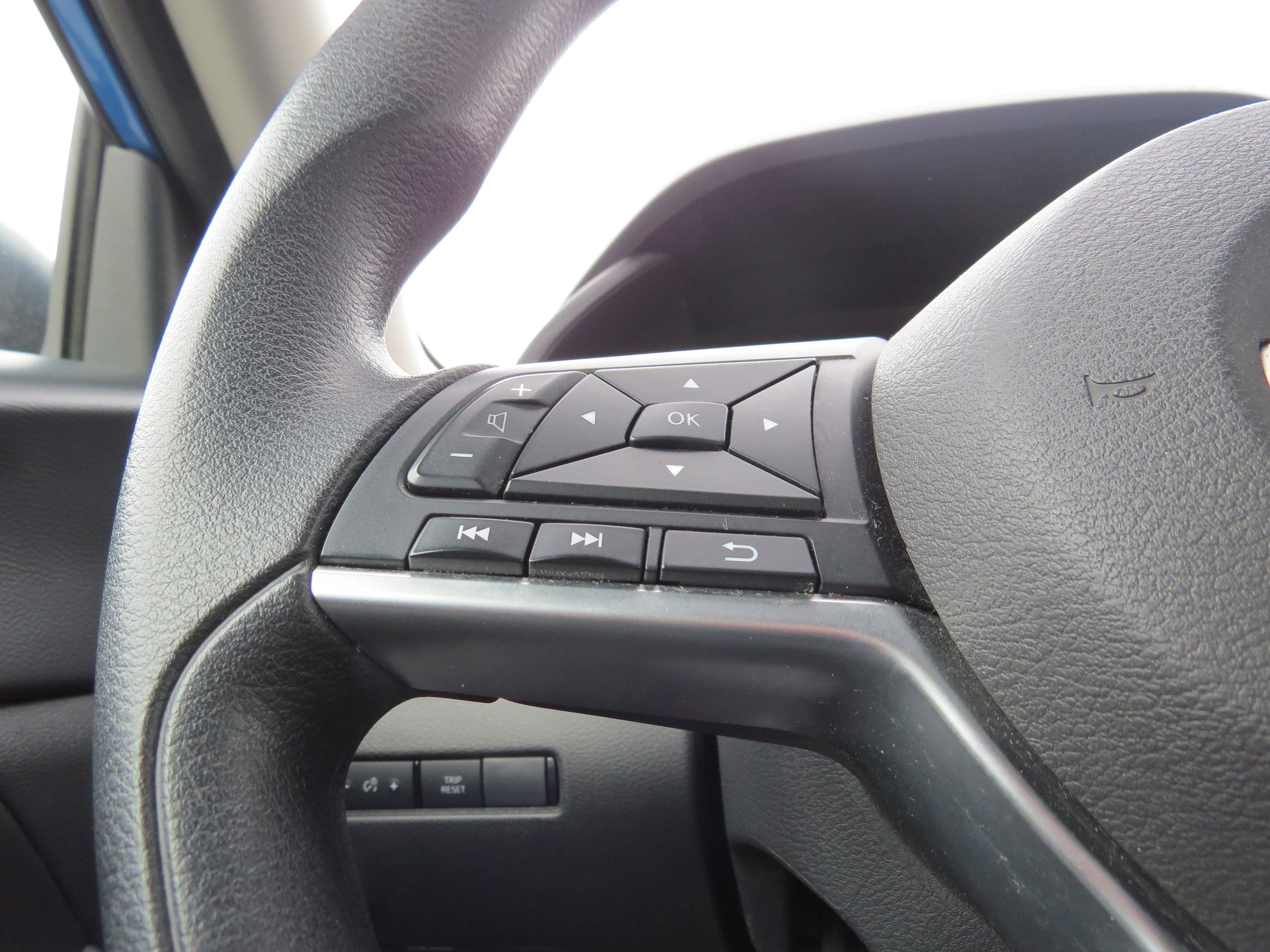 Used 2023 Nissan Sentra SV image 15