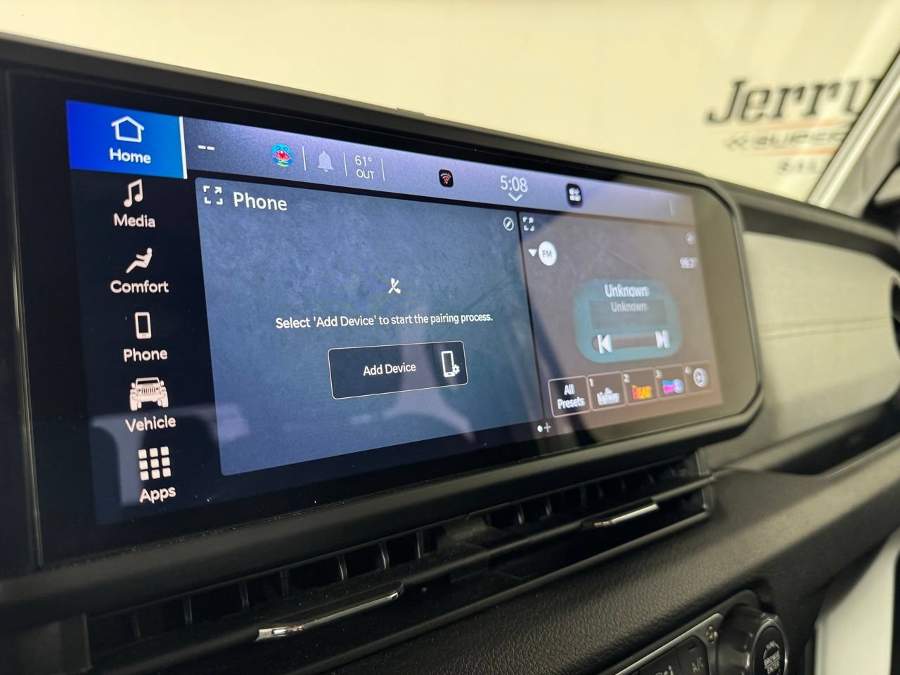 Used 2024 Jeep Gladiator Sport AWD/4WD image 25