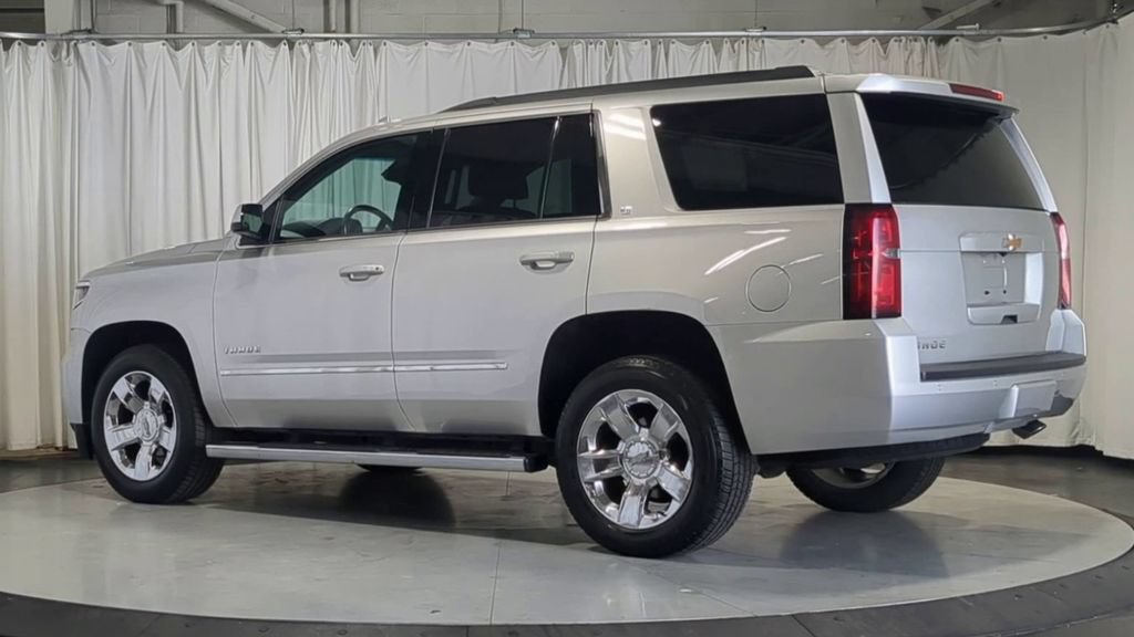 Used 2017 Chevrolet Tahoe LT w/ LT Signature Package AWD/4WD image 8