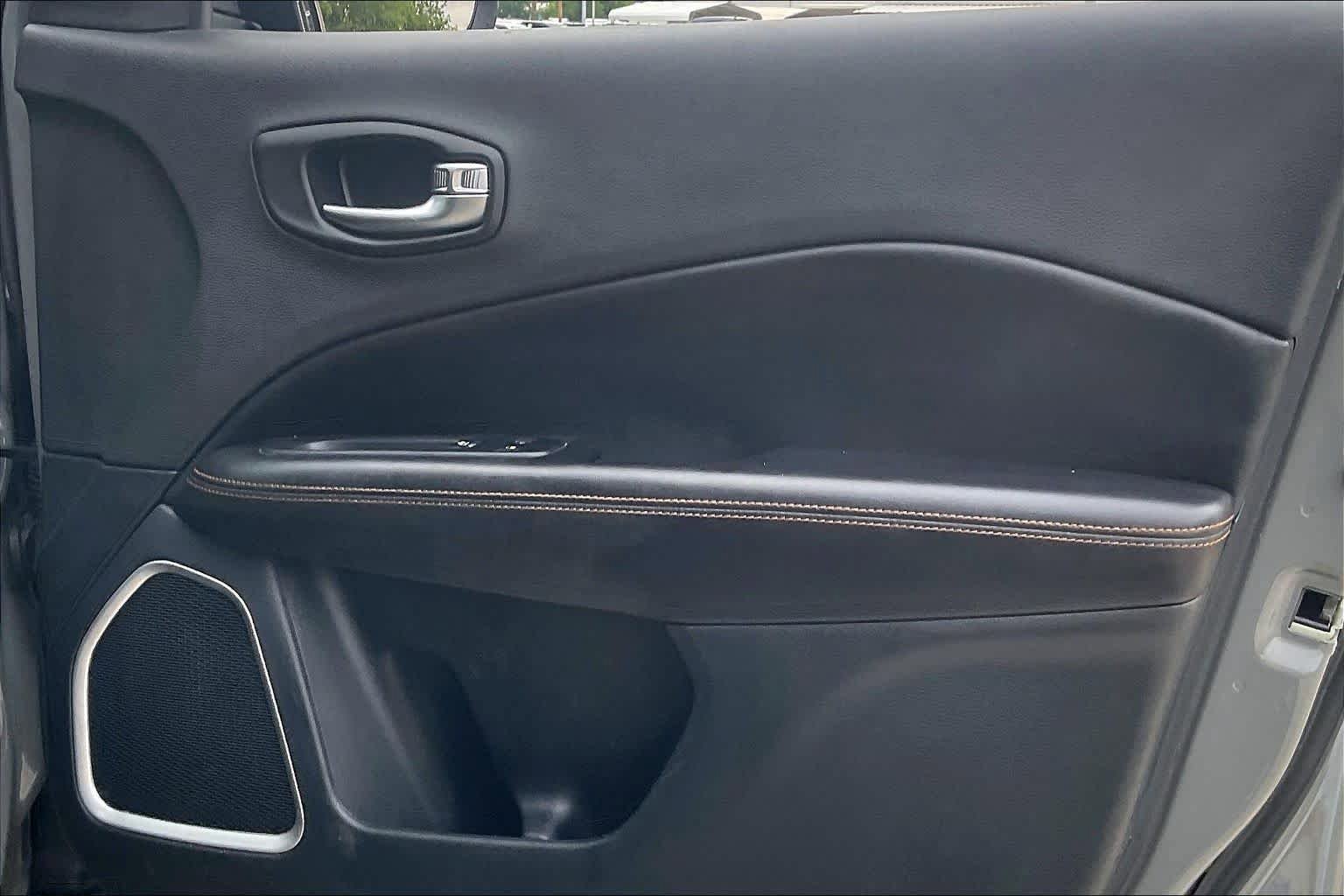 Used 2021 Jeep Compass Limited FWD image 18