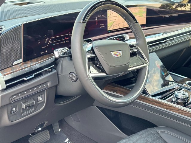 New 2026 Cadillac Escalade Platinum Sport w/ LPO, Floor Liner Package AWD/4WD image 24