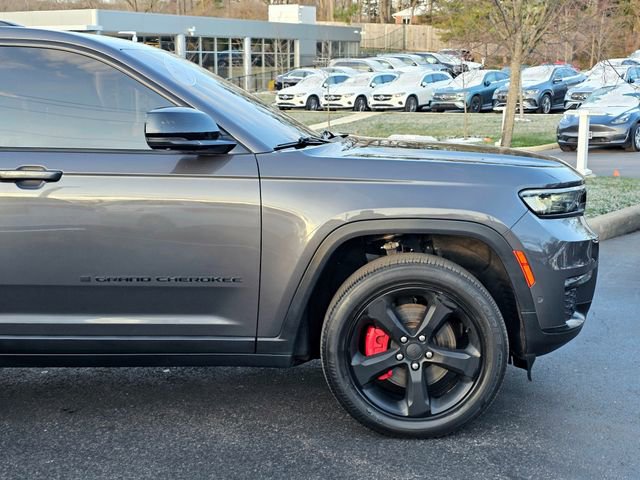 Used 2023 Jeep Grand Cherokee L Limited w/ Luxury Tech Group II image 6