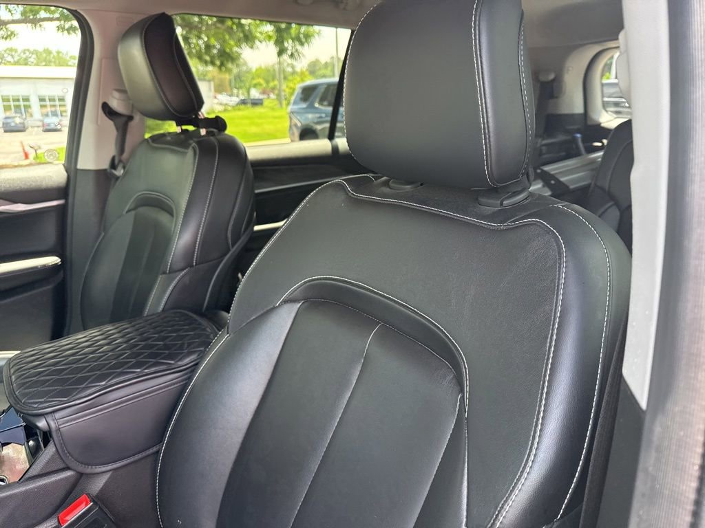 Used 2021 Jeep Grand Cherokee L Limited RWD image 8
