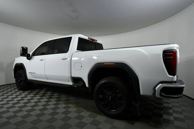 Used 2025 GMC Sierra 2500 AT4 w/ AT4 Premium Plus Package image 14