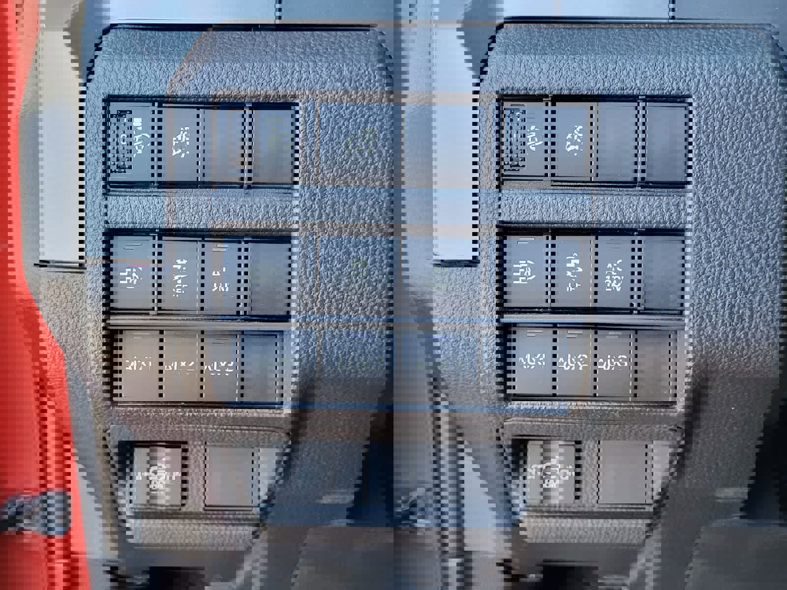 Used 2025 Toyota Tacoma TRD Off-Road w/ TRD Off Road Upgrade Package image 8