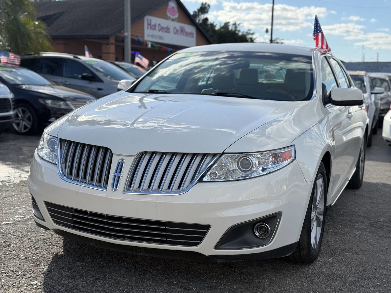 Used 2012 Lincoln MKS image 3