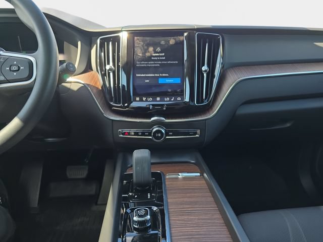 Used 2022 Volvo XC60 T8 Inscription Expression w/ Advanced Package AWD/4WD image 23