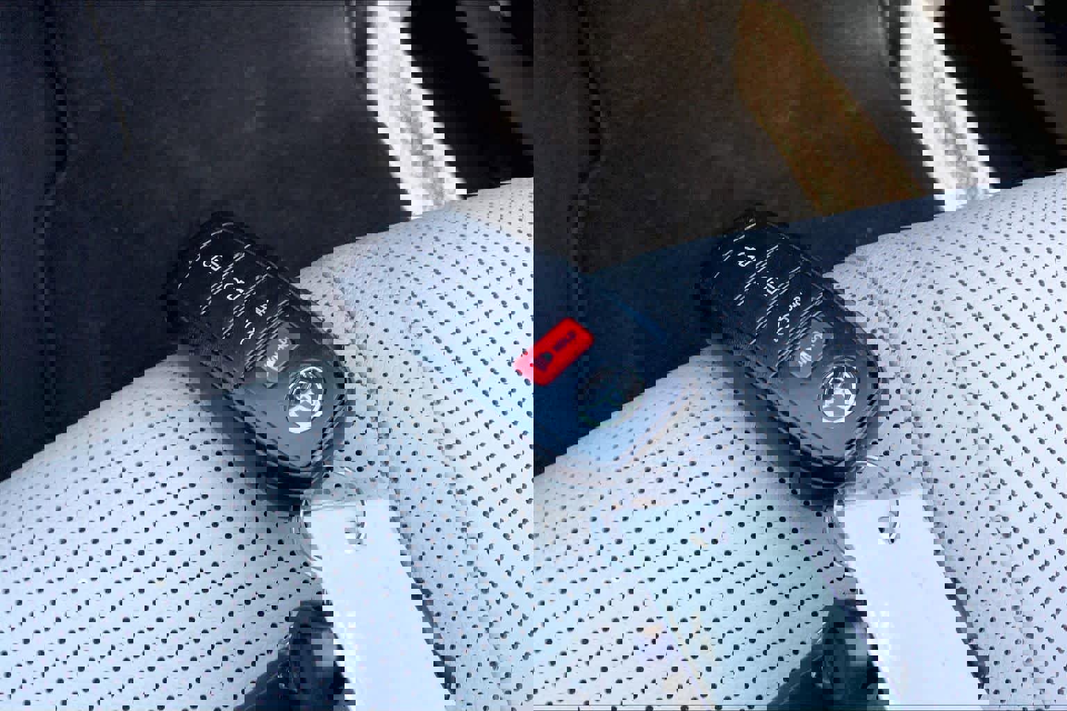 Used 2025 Toyota Camry XLE image 14