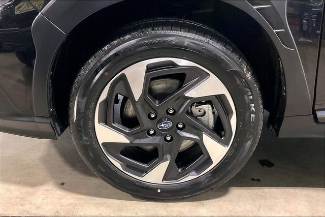 Used 2025 Subaru Crosstrek 2.5i Limited AWD/4WD image 9