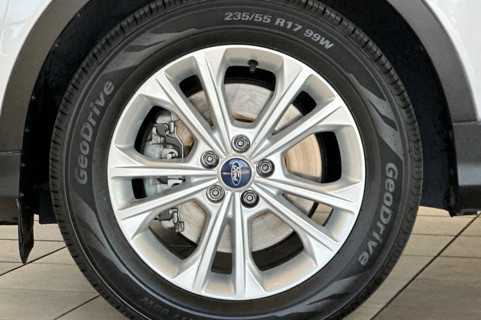 Used 2018 Ford Escape SEL w/ Ford Safe & Smart Package AWD/4WD image 25