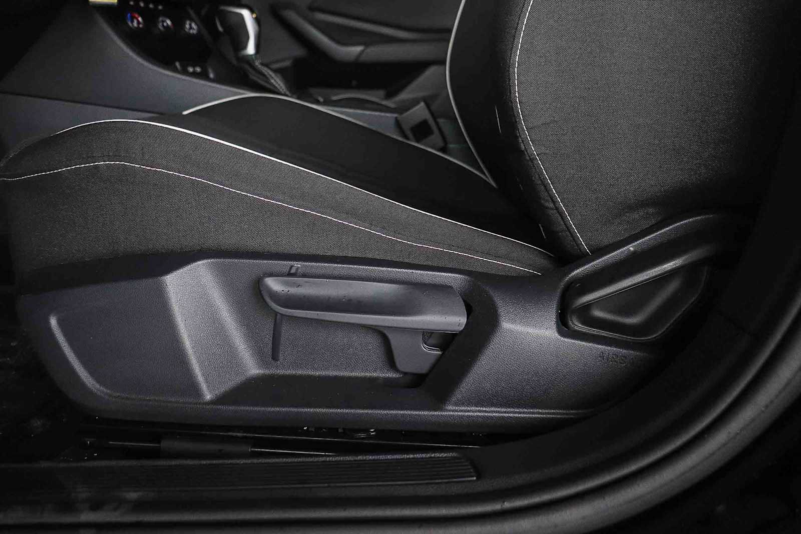 Certified 2023 Volkswagen Jetta Sport image 21