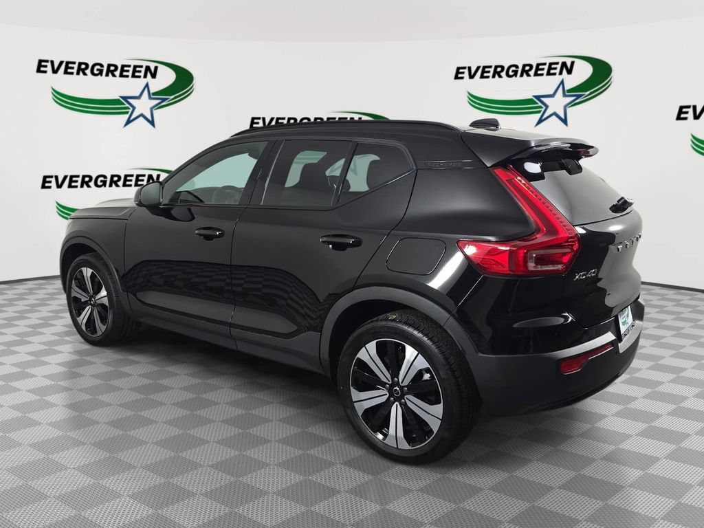 Used 2023 Volvo XC40 Recharge Plus w/ Protection Package Premier AWD/4WD image 7