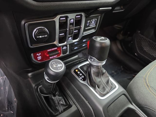 Used 2025 Jeep Wrangler Willys image 34