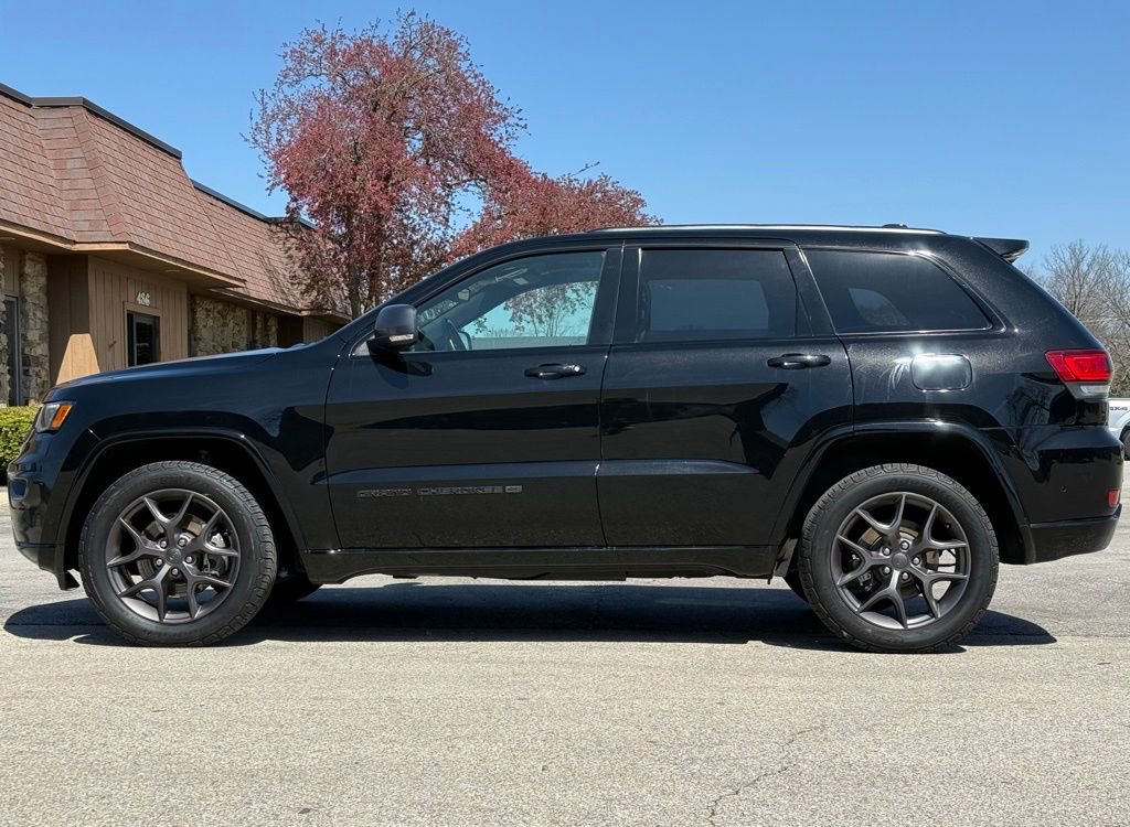 Used 2021 Jeep Grand Cherokee Limited w/ Quick Order Package 28K 80th AWD/4WD image 2