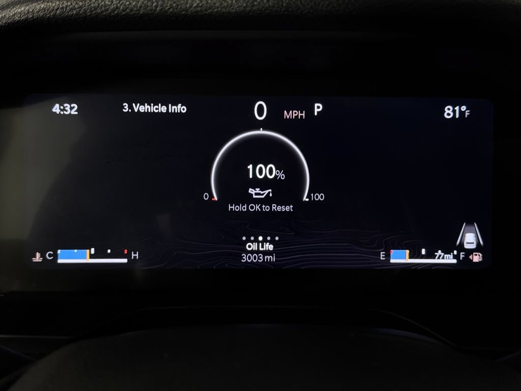 Used 2024 Jeep Grand Cherokee L Altitude RWD image 17